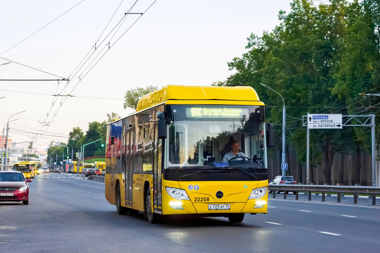 Маршрут 97с ярославль остановки. Lotos 105 ярославль. lotos 105 зеленодольск. isuzu lotos-105 автобус. lotos 105 ярославль салон transphoto.