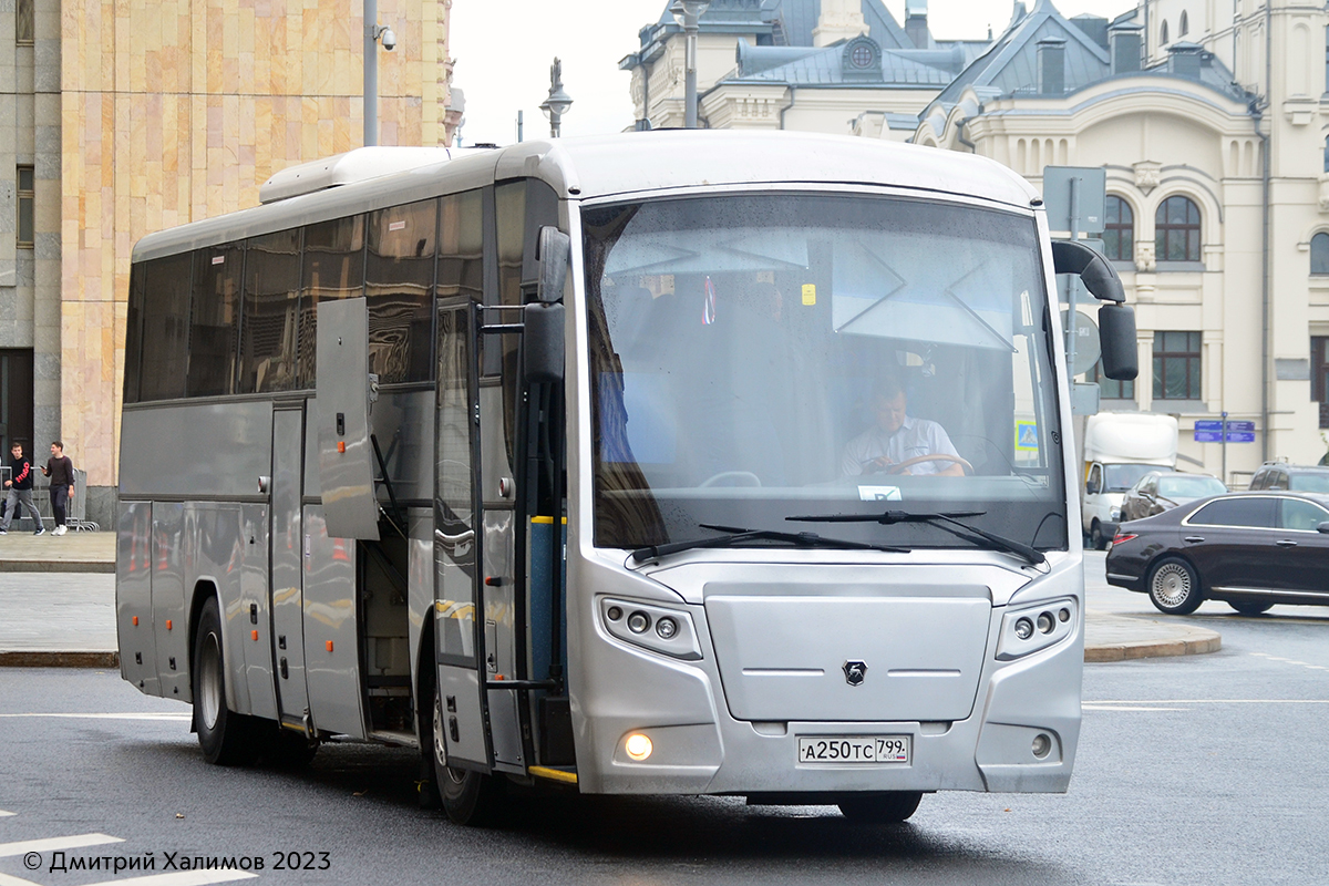Москва, ЛиАЗ-5290 № А 250 ТС 799