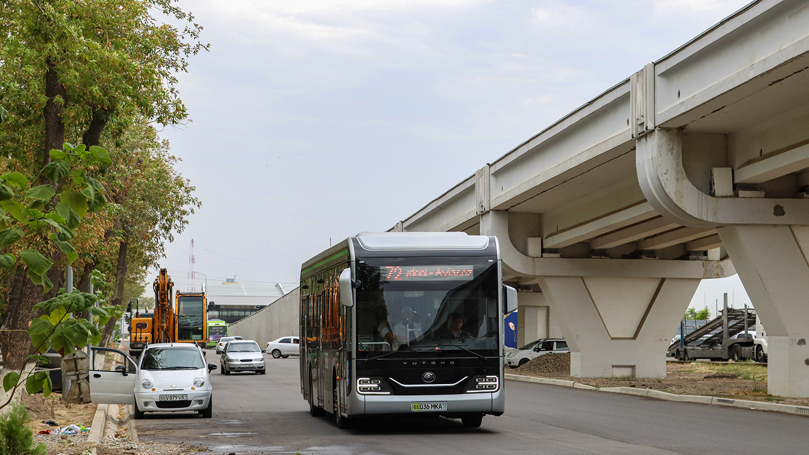 Узбекистан, Yutong ZK6126BEVG № 02612