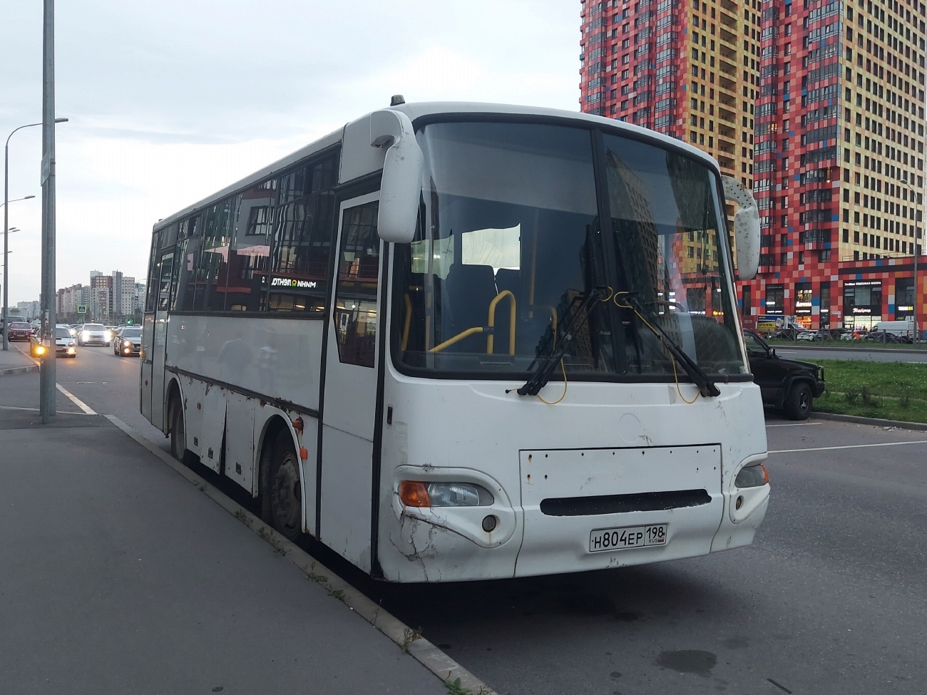 Санкт-Петербург, КАвЗ-4235-32 № Н 804 ЕР 198