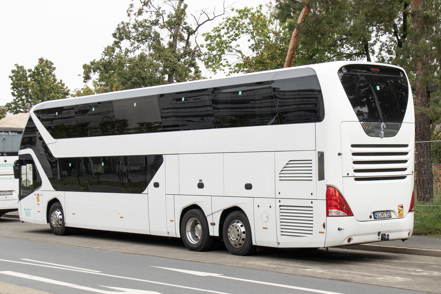 Гессен, Neoplan P06 N1222/3L Skyliner L № WI-NT 712