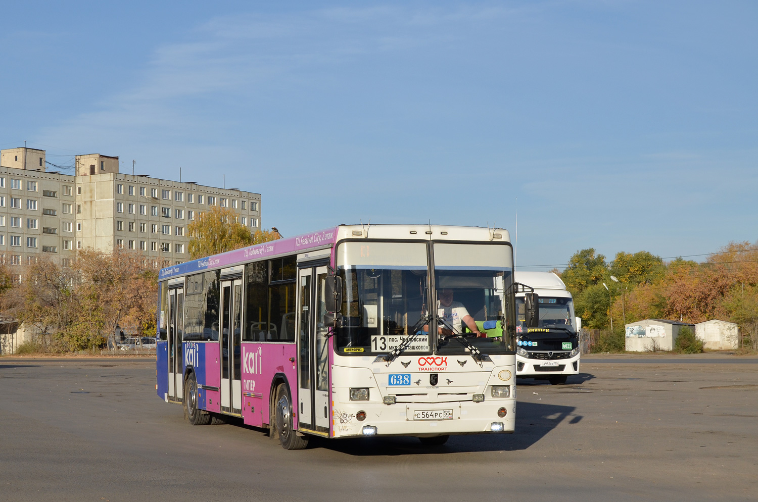Омская область, НефАЗ-5299-20-32 № 638