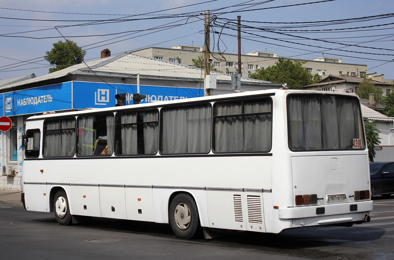 Адыгея, Ikarus 256.21H № О 187 УВ 123