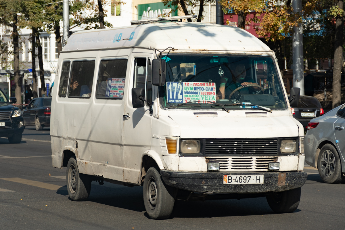 Кыргызстан, Mercedes-Benz T1 209D № B 4697 H