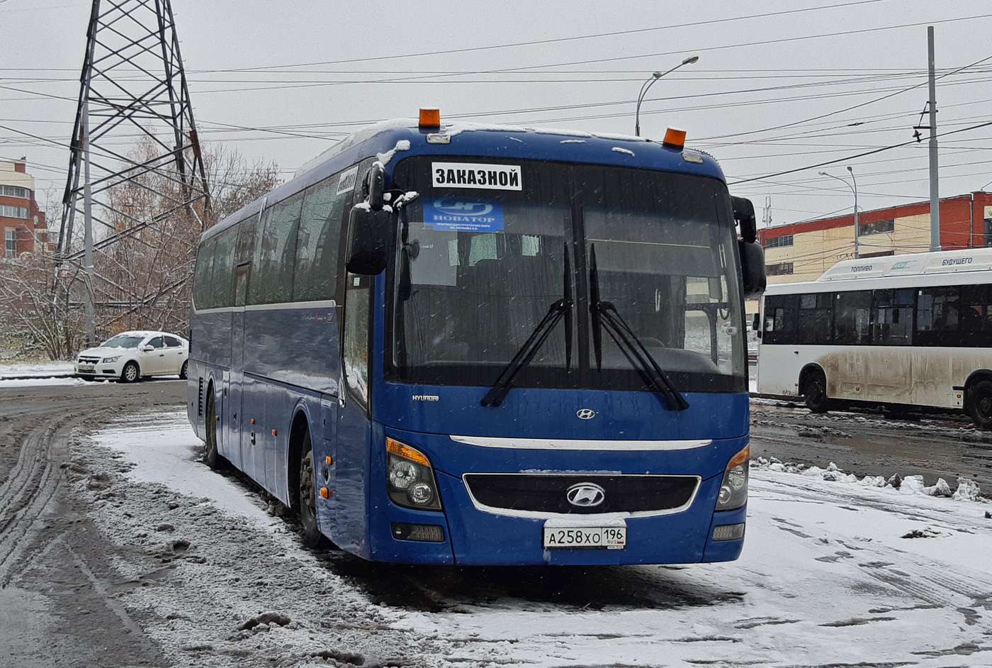 Свердловская область, Hyundai Universe Space Luxury № А 258 ХО 196