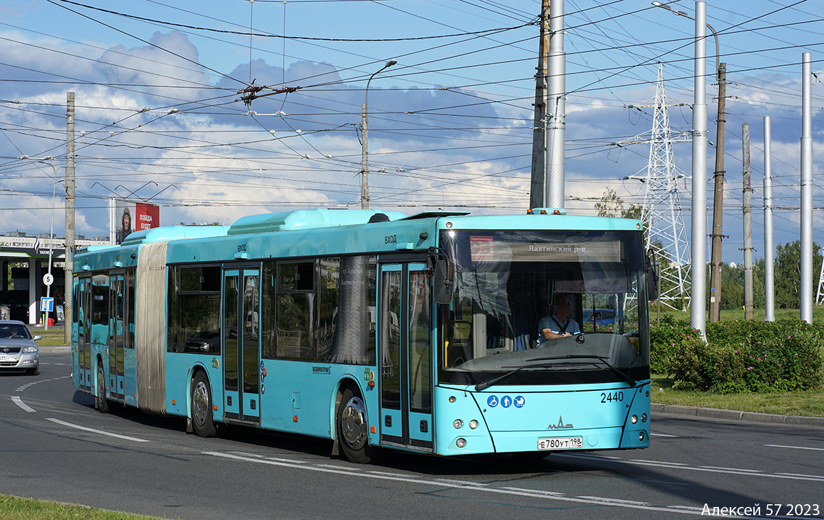 Санкт-Петербург, МАЗ-216.066 № 2440