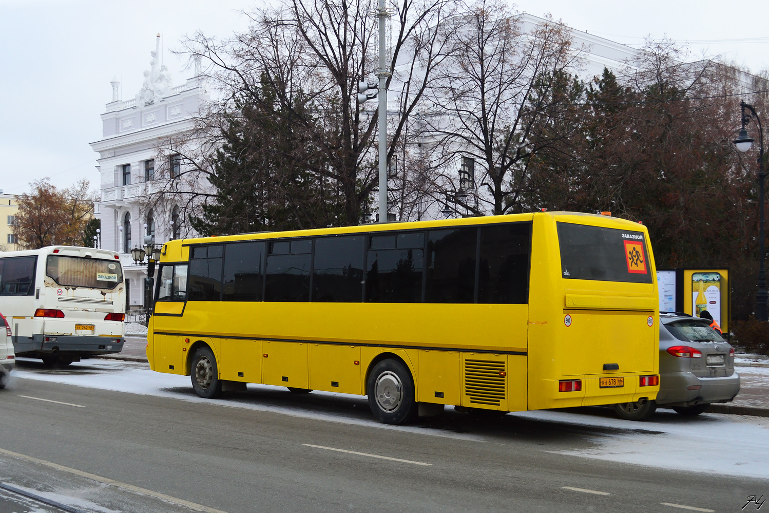 Свердловская область, КАвЗ-4238-45 № КН 678 66