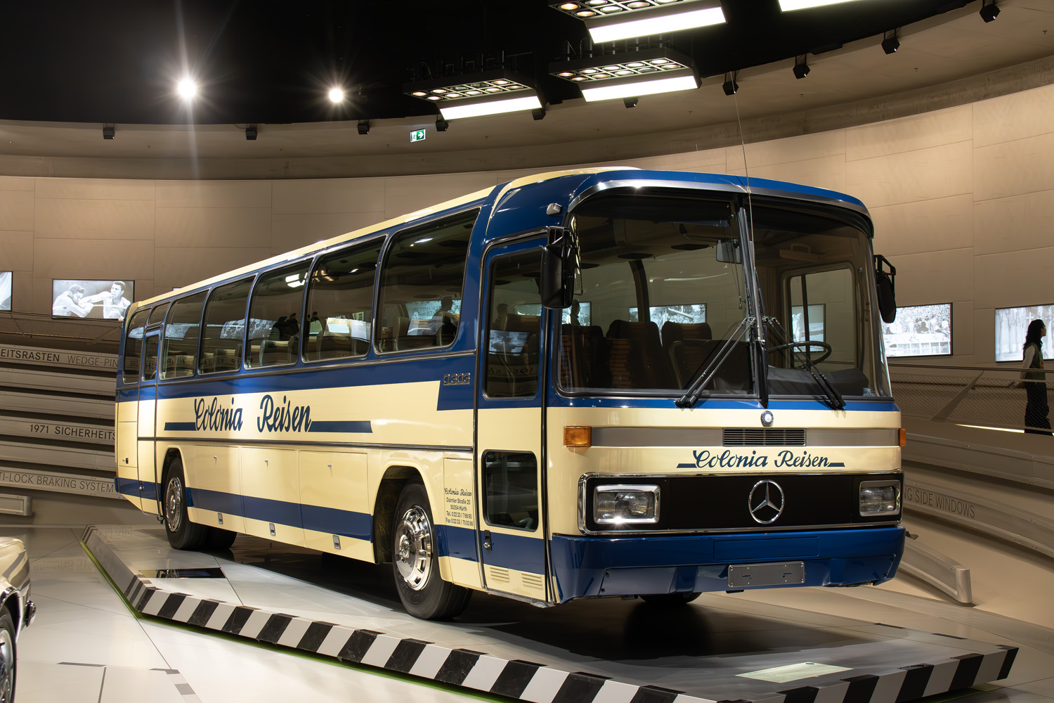 Баден-Вюртемберг, Mercedes-Benz O303-15RHH № [O303]