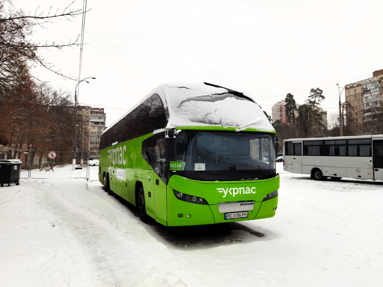 Киев, Neoplan P16 N1218HDL Cityliner L № BC 4106 PH