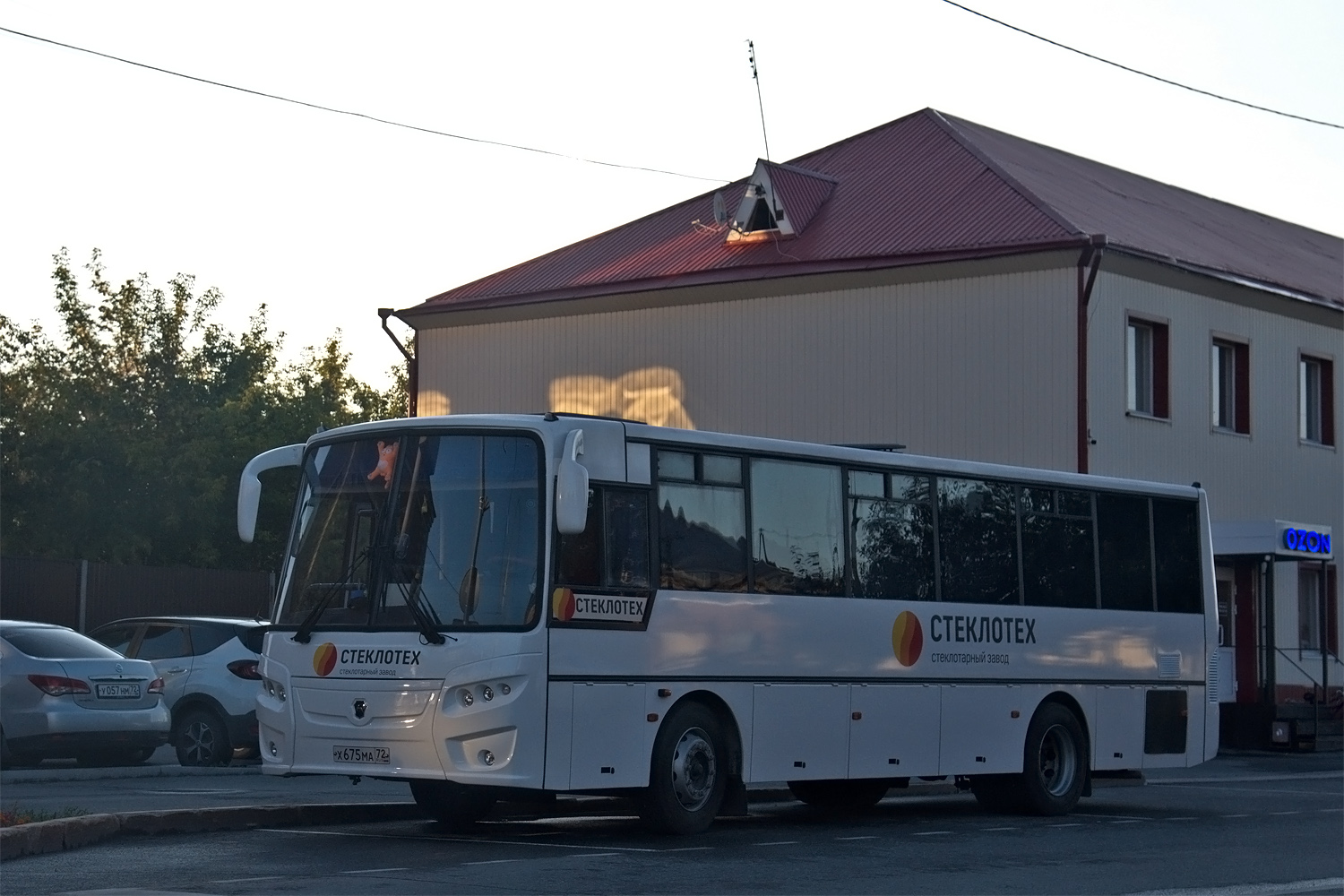 Тюменская область, КАвЗ-4238-61 № Х 675 МА 72
