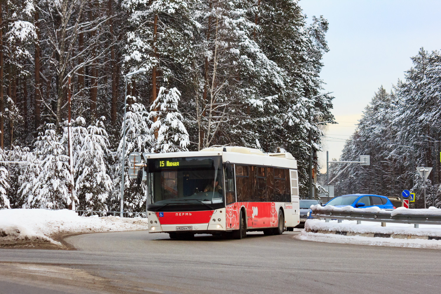 Пермский край, МАЗ-203.016 № Н 922 ЕН 159