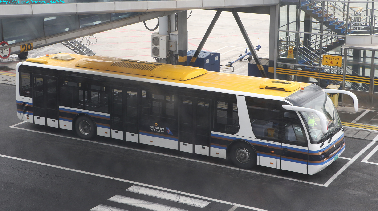 Китай, Yutong ZK6140BD № 民航 H0771