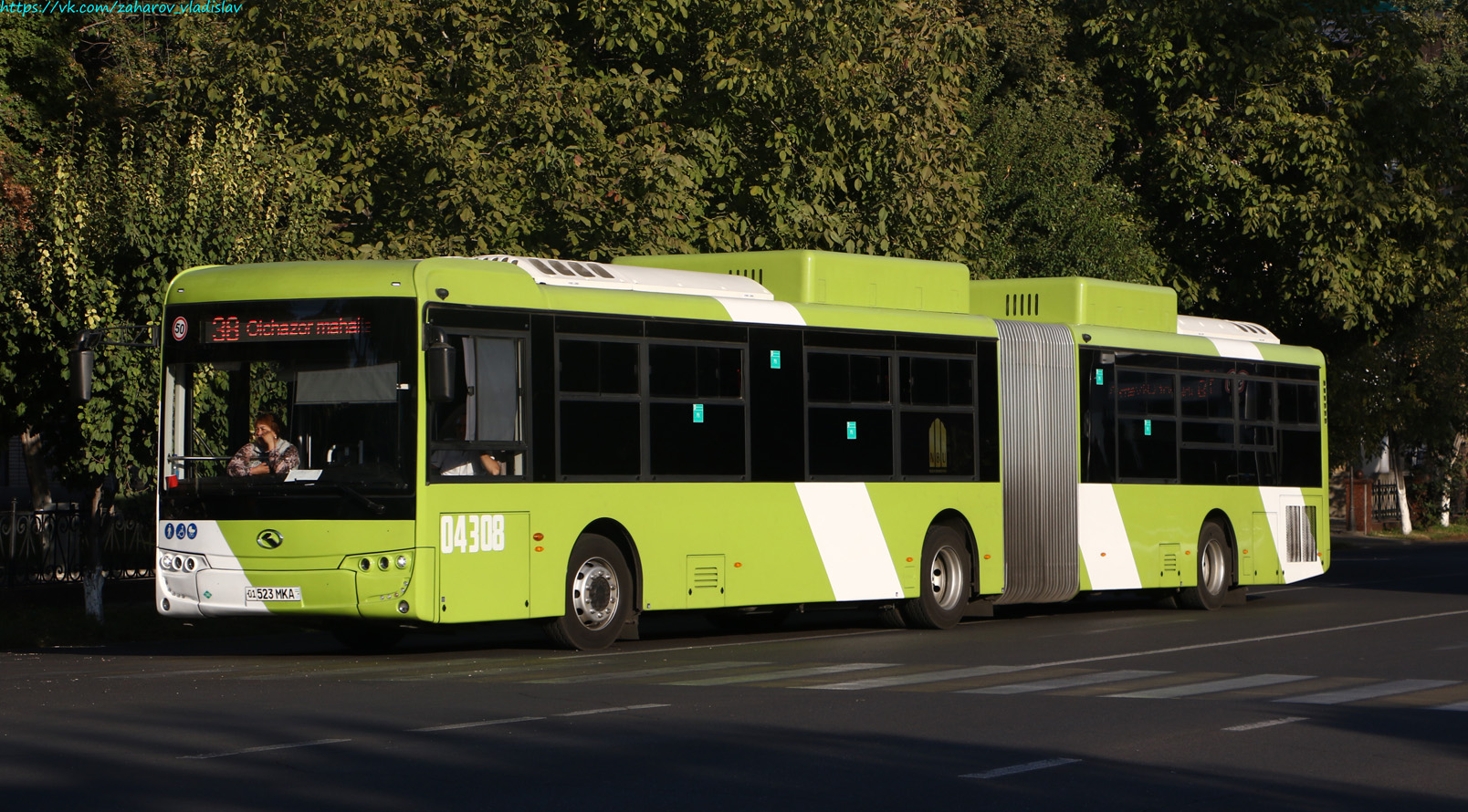 Узбекистан, King Long XMQ6180G № 04308