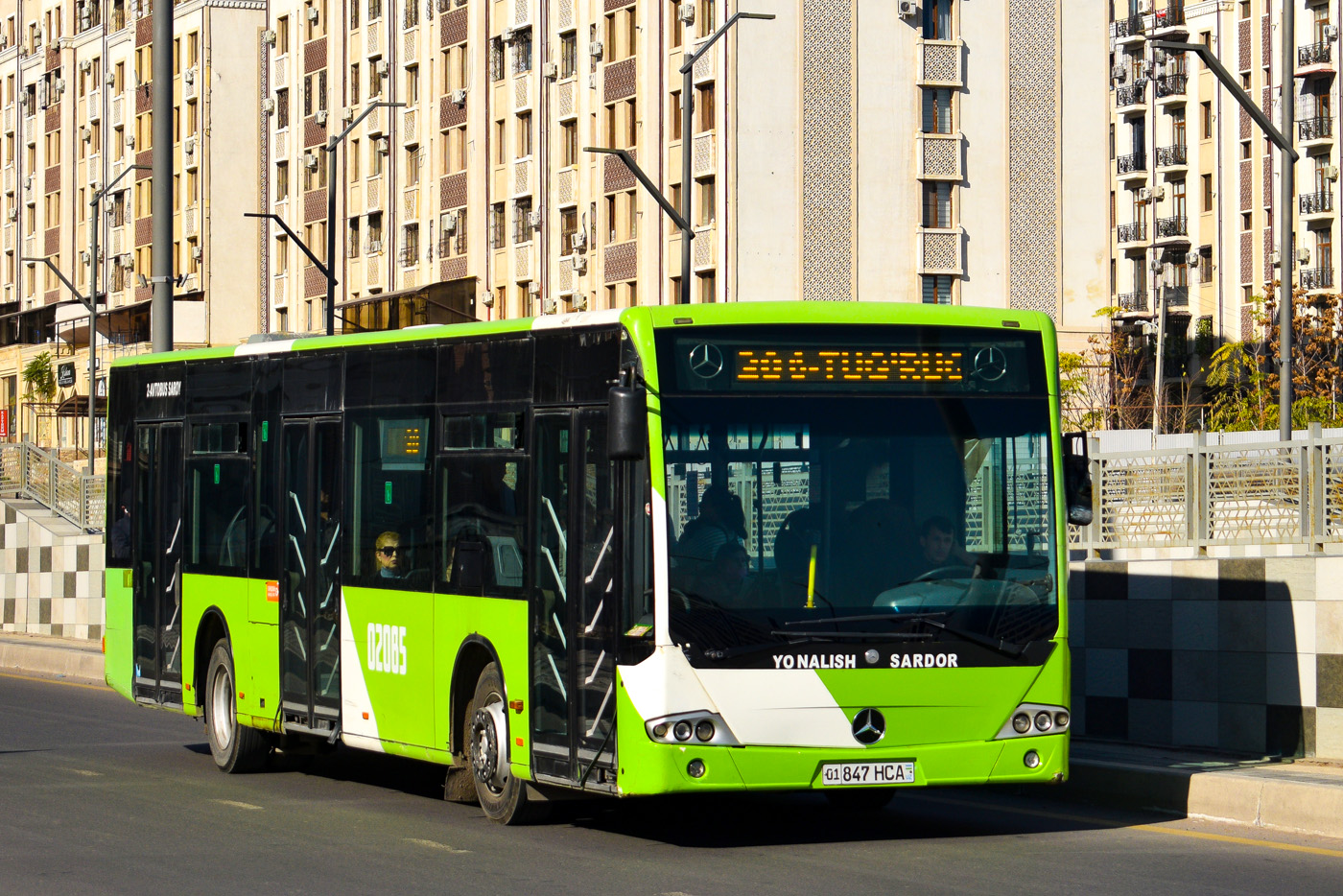 Узбекистан, Mercedes-Benz Conecto II № 02085