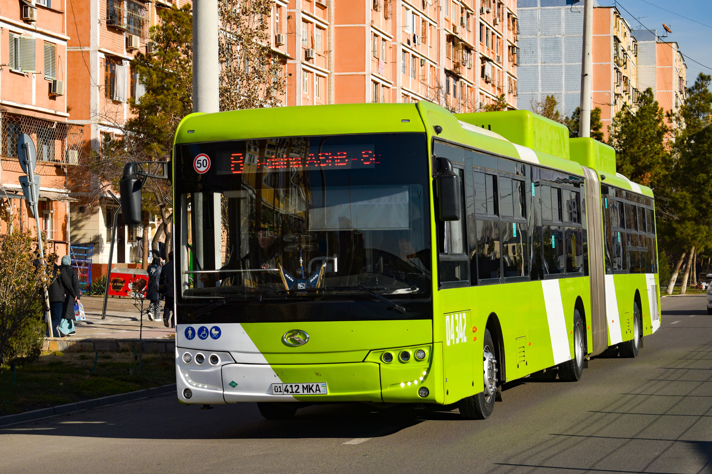 Узбекистан, King Long XMQ6180G № 04342