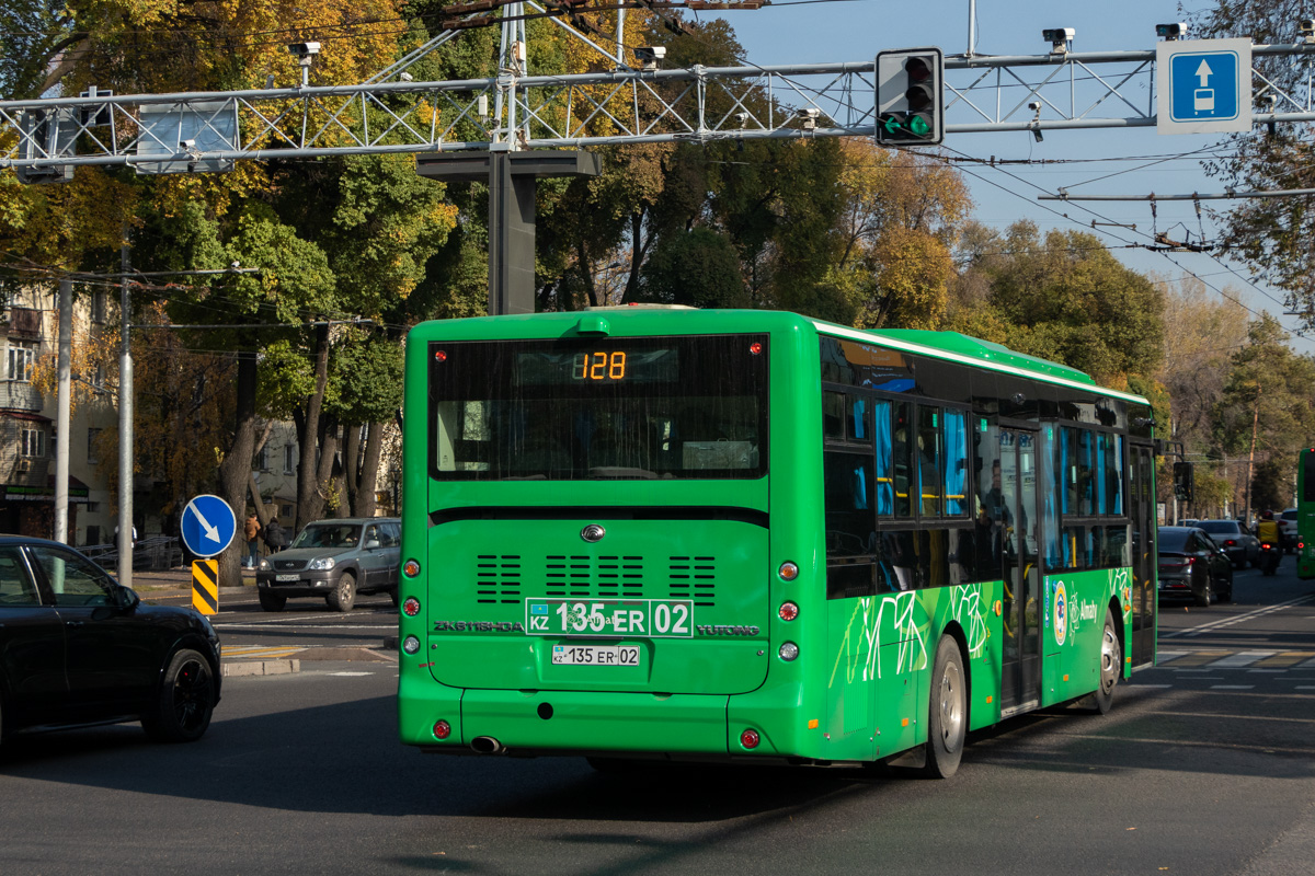 Алматы, Yutong ZK6118HGA (QazTehna) № 135 ER 02