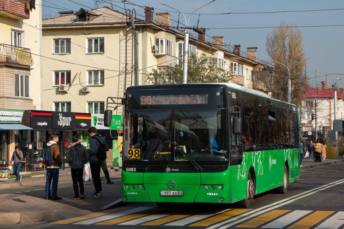 Алматы, Golden Dragon XML6125CR (Hyundai Trans Auto) № 5093