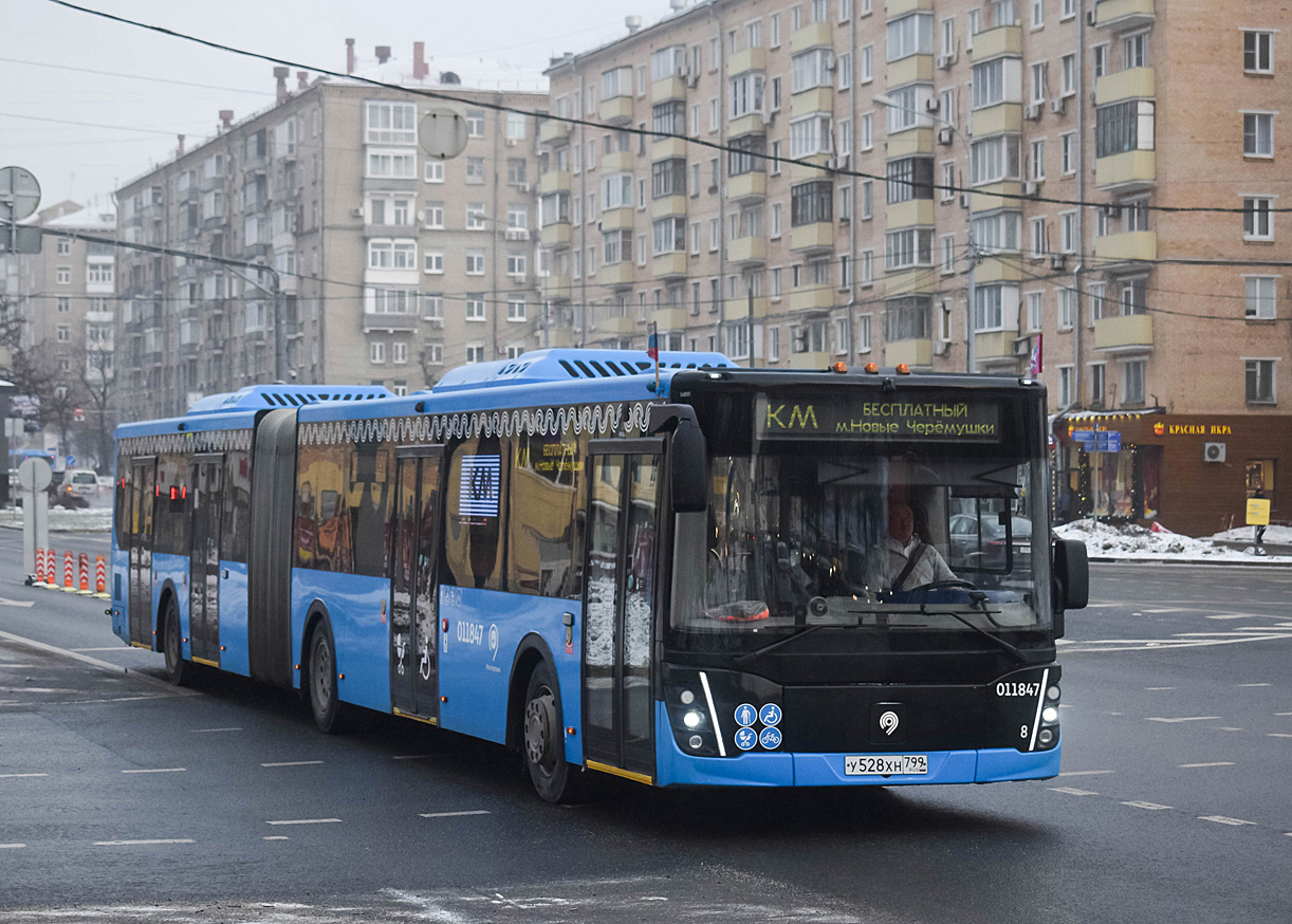 Москва, ЛиАЗ-6213.65 № 011847