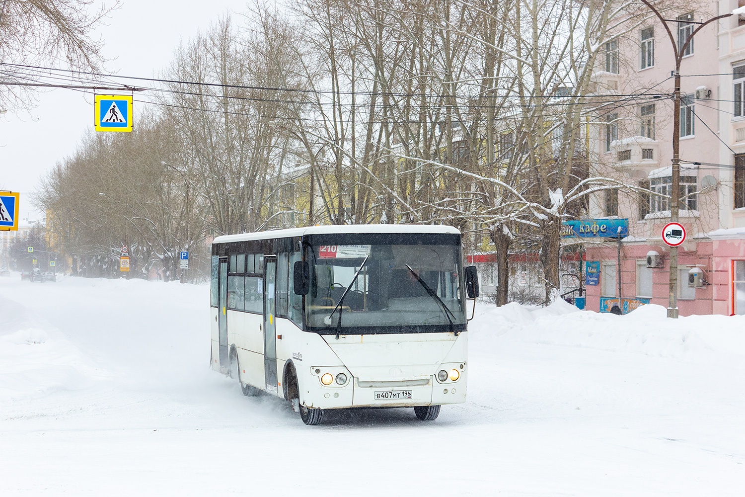 Свердловская область, Богдан А20111 № В 407 МТ 196