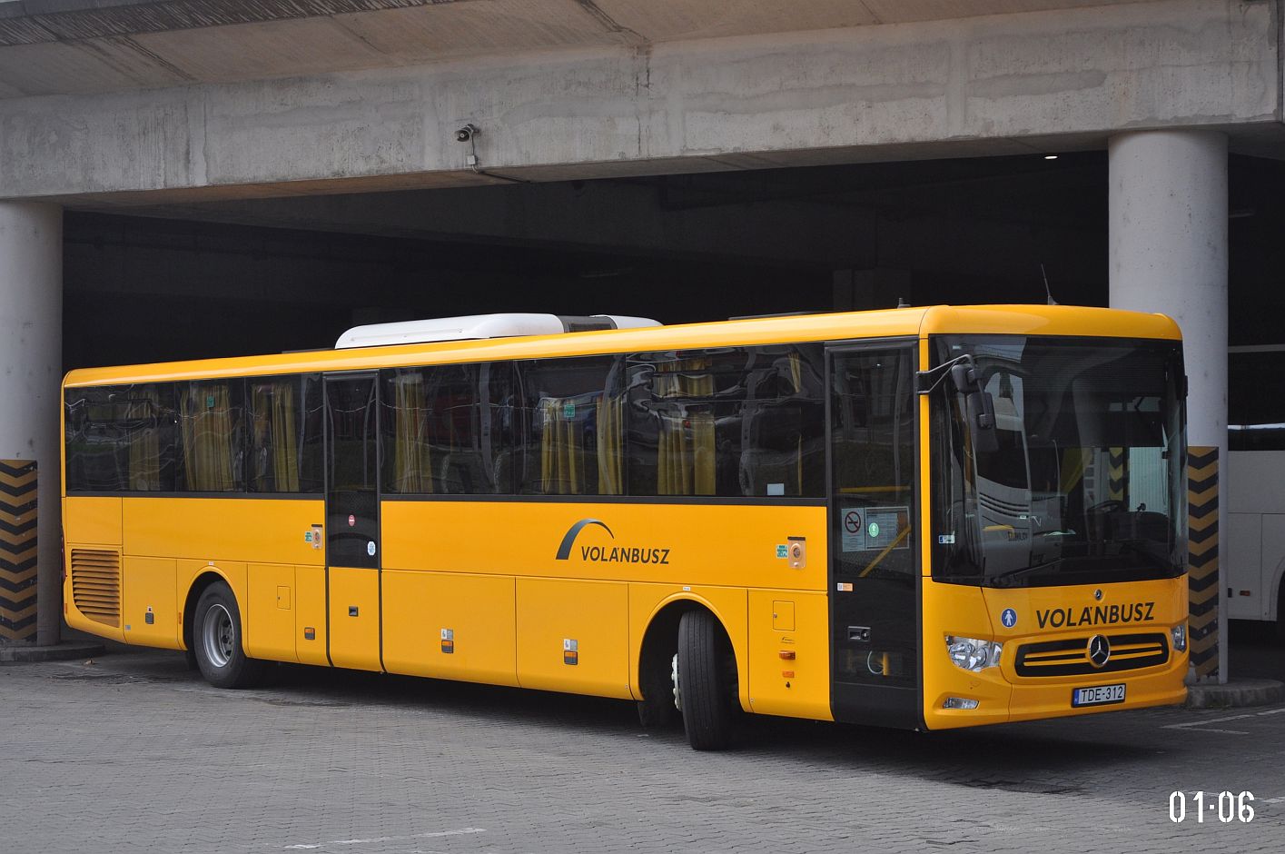 Венгрия, Mercedes-Benz Intouro III M № TDE-312