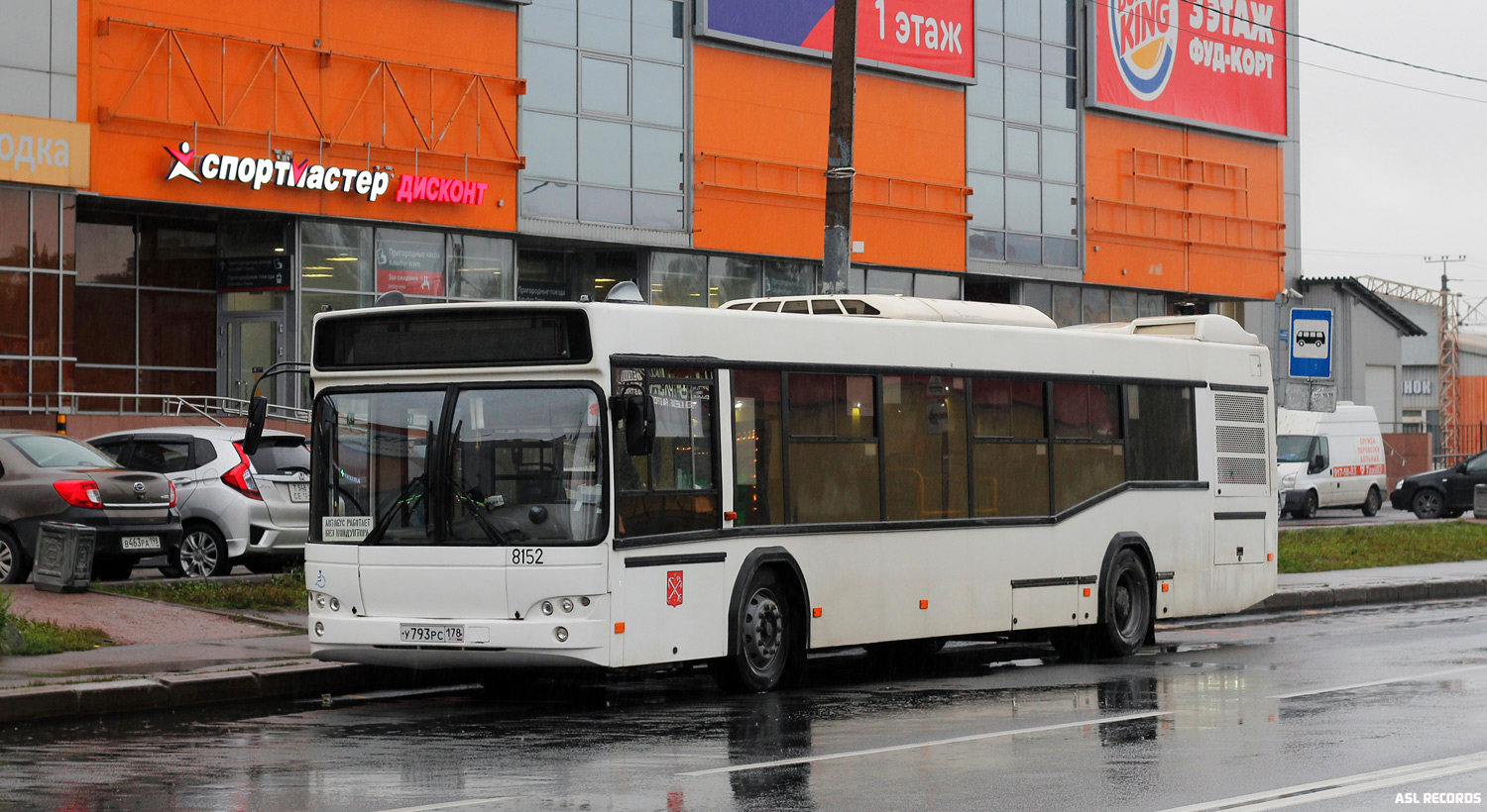 Petrohrad, MAZ-103.486 č. 8152