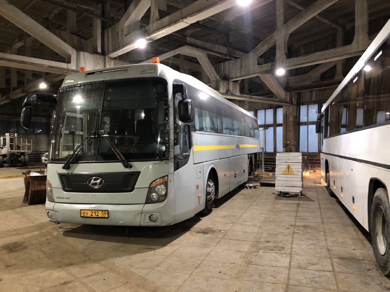 Moscow region, Hyundai Universe Space Luxury # ЕУ 212 50
