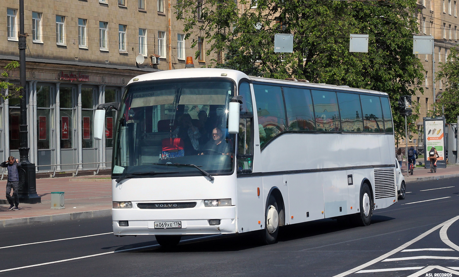 Saint Petersburg, Berkhof Axial 50 # А 069 ХЕ 178