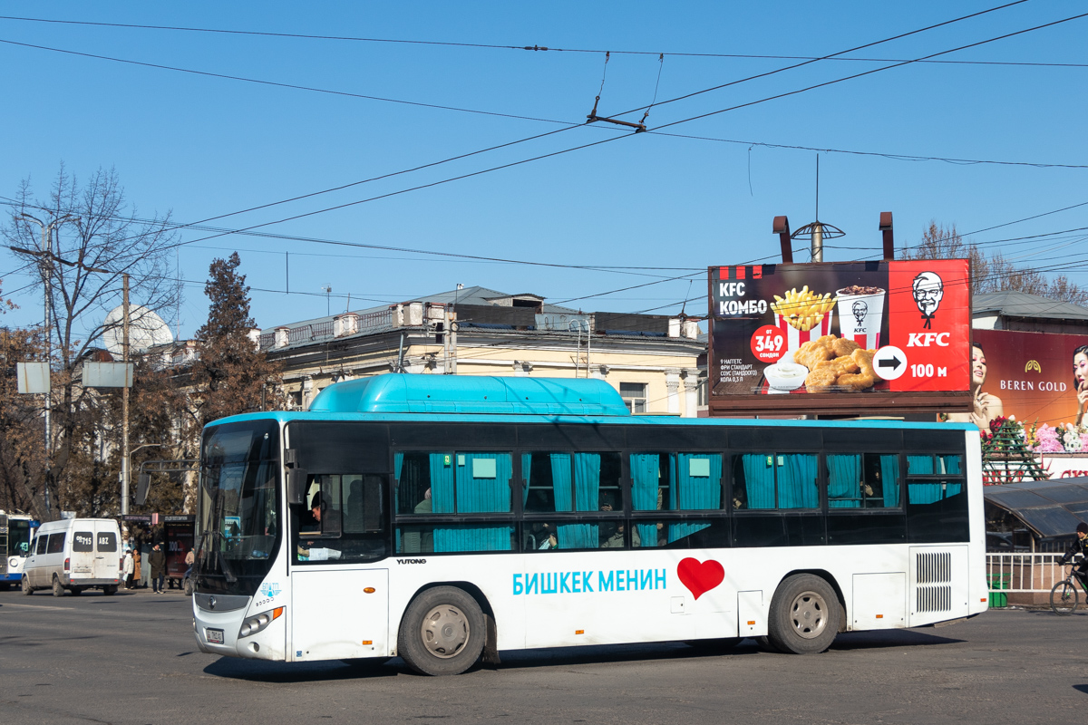 Кыргызстан, Yutong ZK6108HGH № 01 742 AG