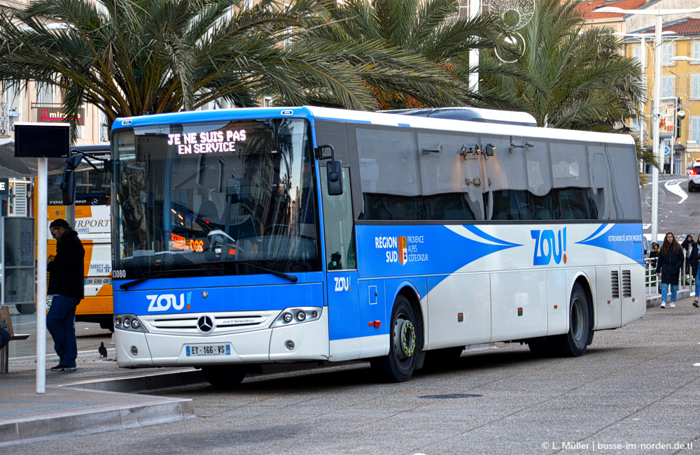 France, Mercedes-Benz Intouro II M # 183080