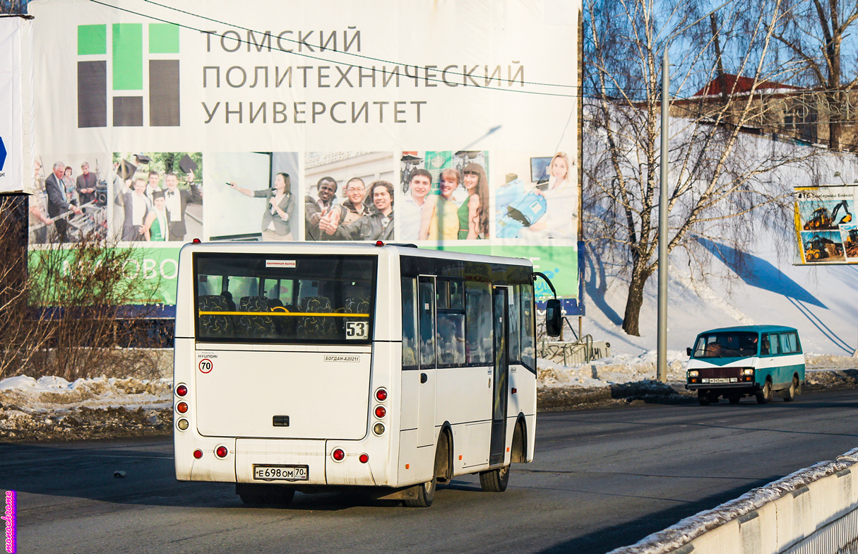 Томская область, Богдан А20211 № Е 698 ОМ 70