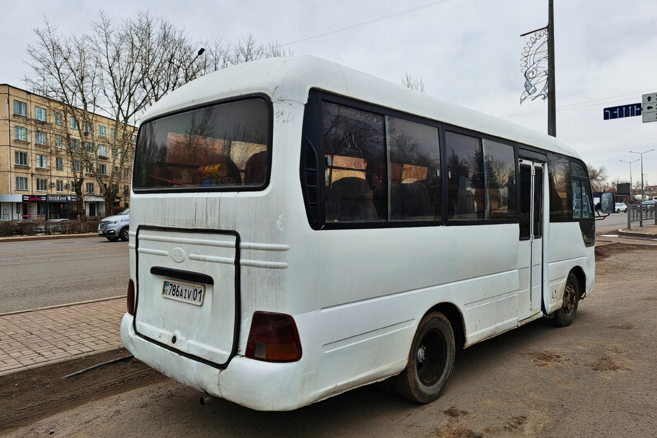 Астана, Hyundai County № 786 AIV 01