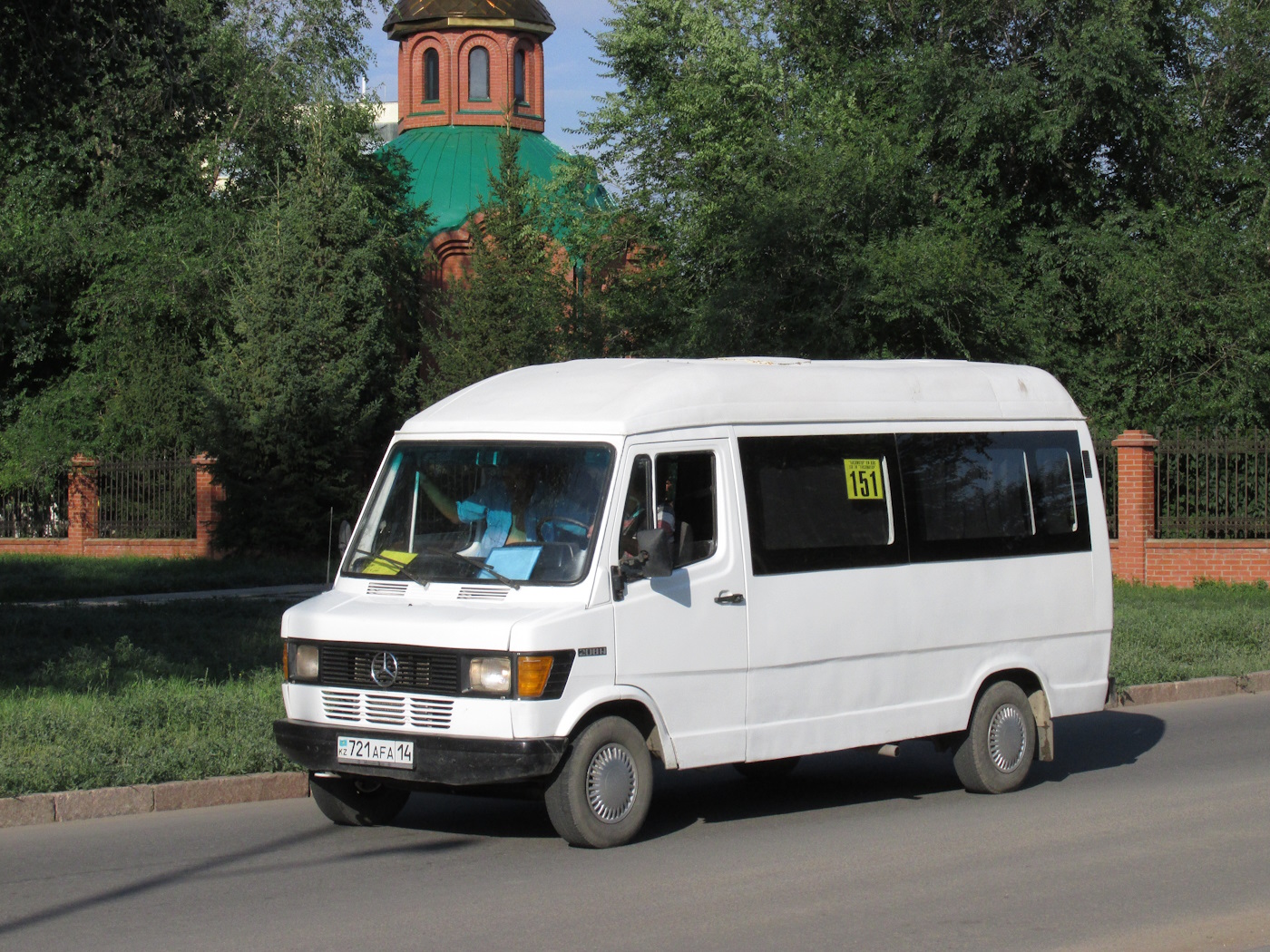 Павлодарская область, Mercedes-Benz T1 208D № 721 AFA 14