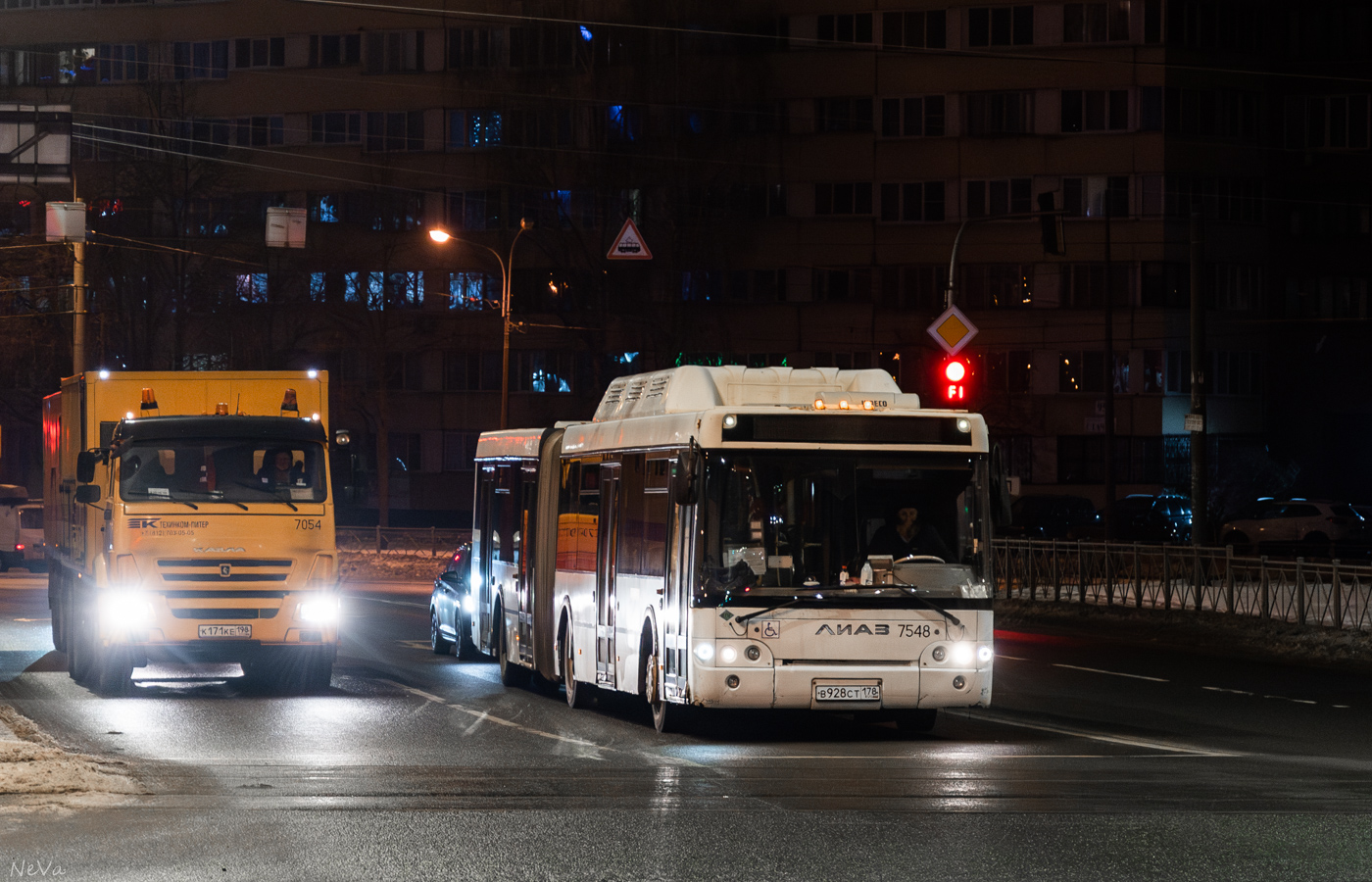 Санкт-Петербург, ЛиАЗ-6213.71 № 7548