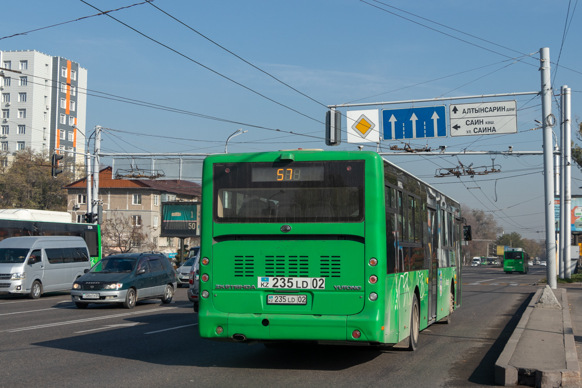 Алматы, Yutong ZK6118HGA № 235 LD 02