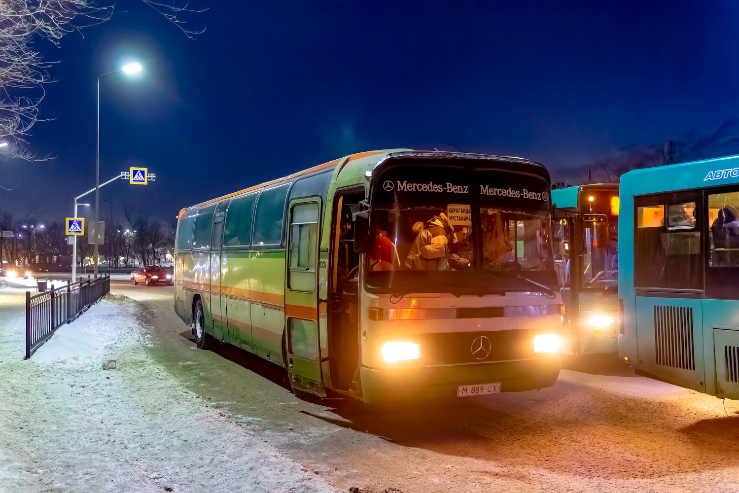 Карагандинская область, Mercedes-Benz O303 № M 889 CX
