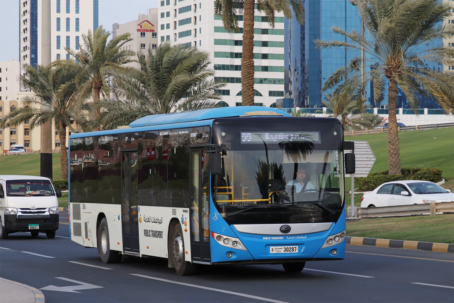 ОАЭ, Yutong ZK6128HGE № 8068