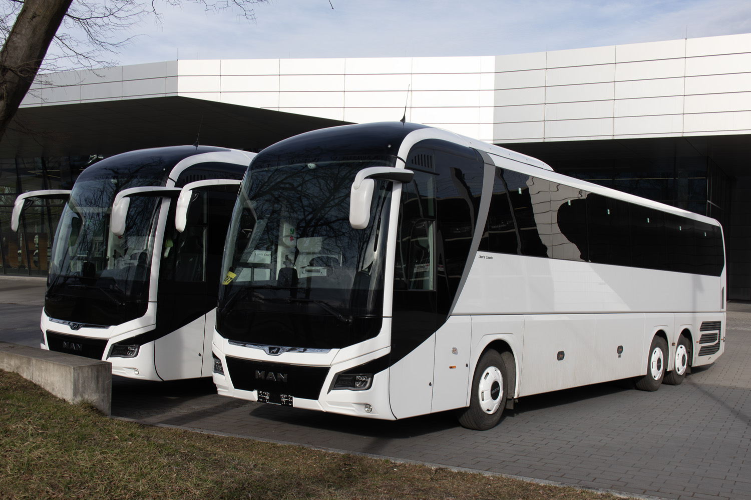 Нижняя Саксония, MAN R09 Lion's Coach C RHC474 C № DAN-TW 44; Бавария — Новые автобусы MAN / Neoplan