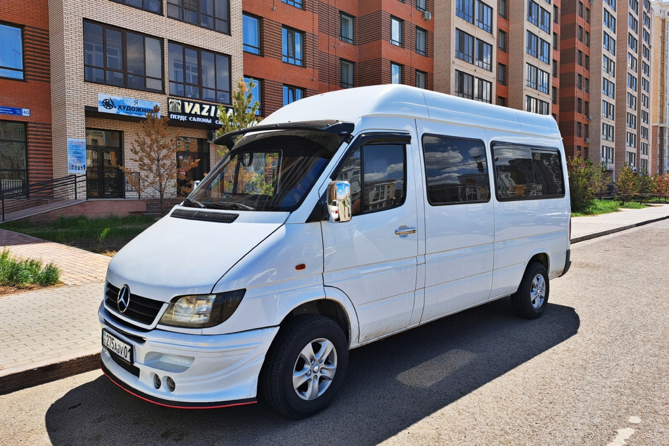 Астана, Mercedes-Benz Sprinter W901/W902 211CDI № 275 AJV 01 Астана, Mercedes-Benz Sprinter W901/W902 211CDI № 275 AJV 01