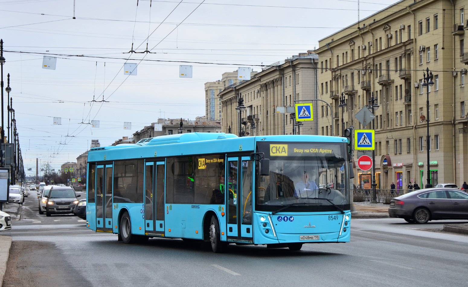 Sankt Petersburg, MAZ-203.047 Nr. 8549