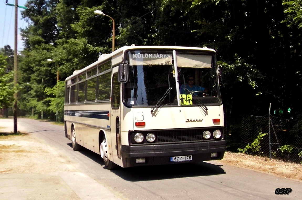 Венгрия, Ikarus 256.75 № MZZ-176