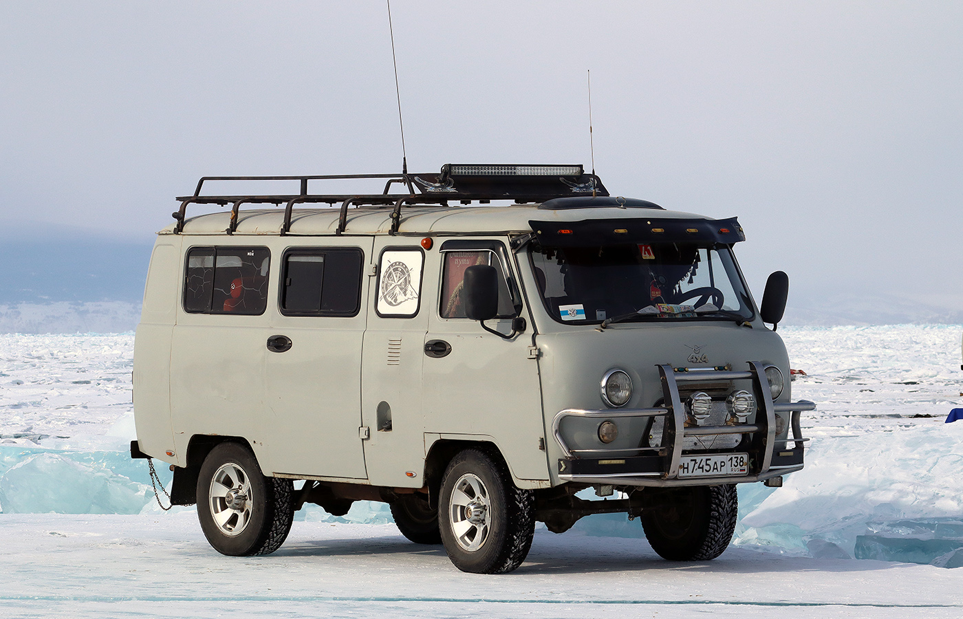 Иркутская область, УАЗ-220692 № Н 745 АР 138