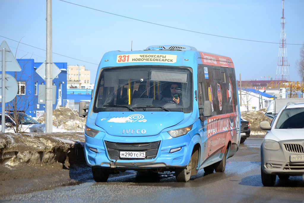 Чувашия, Нижегородец-VSN700 (IVECO) № М 290 ТС 21
