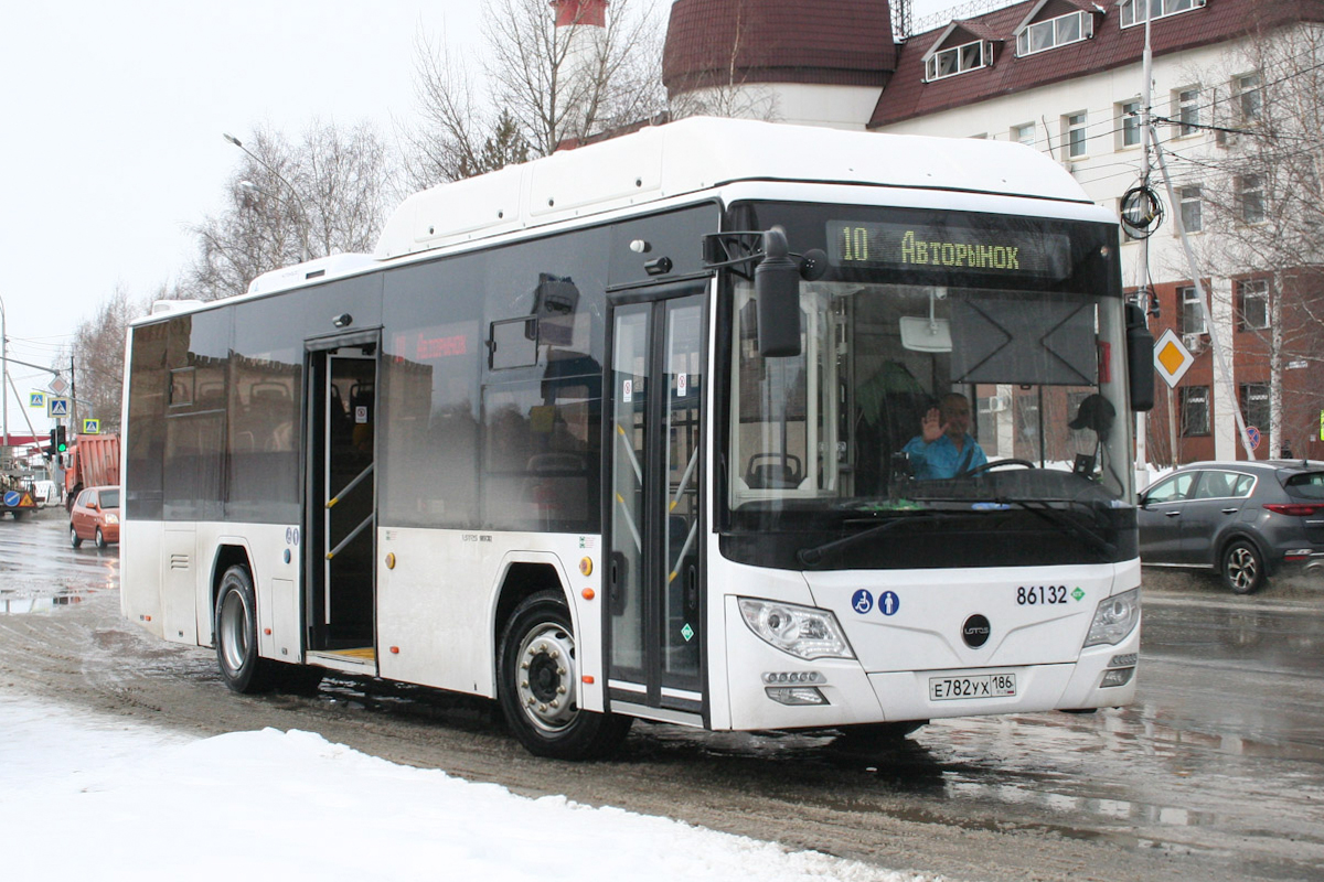 Ханты-Мансийский АО, Lotos-105C02 № 86132
