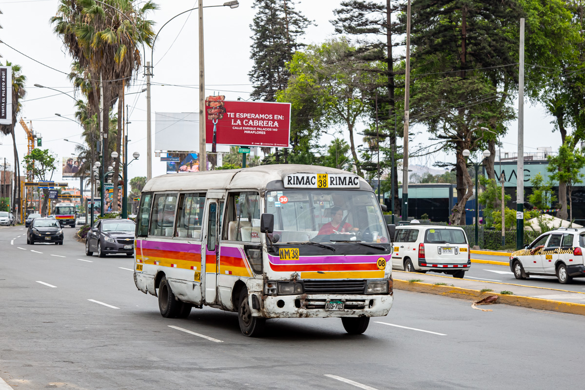 Перу, Toyota Coaster HZB50L № 08
