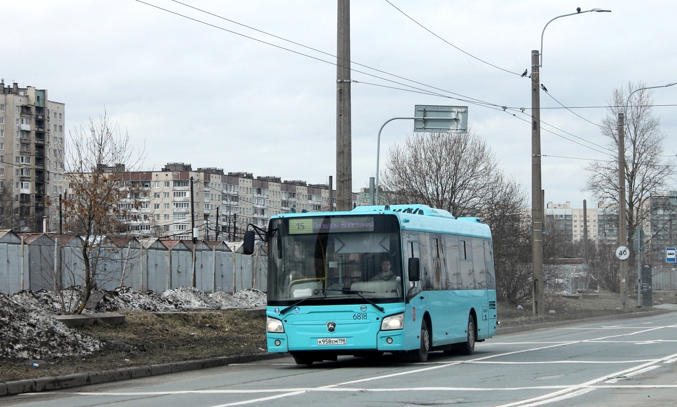 Saint Petersburg, LiAZ-4292.60 (1-2-1) # 6818