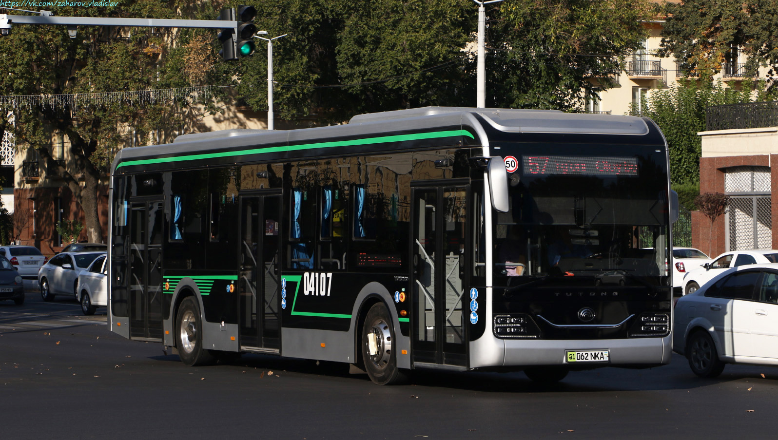 Узбекистан, Yutong ZK6126BEVG № 04107