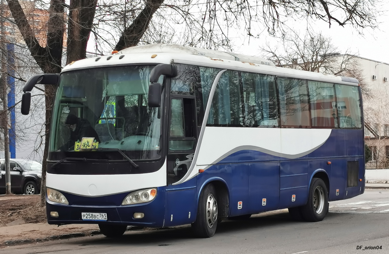 Ростовская область, Golden Dragon XML6896 Town Cruiser № Р 258 ВС 761