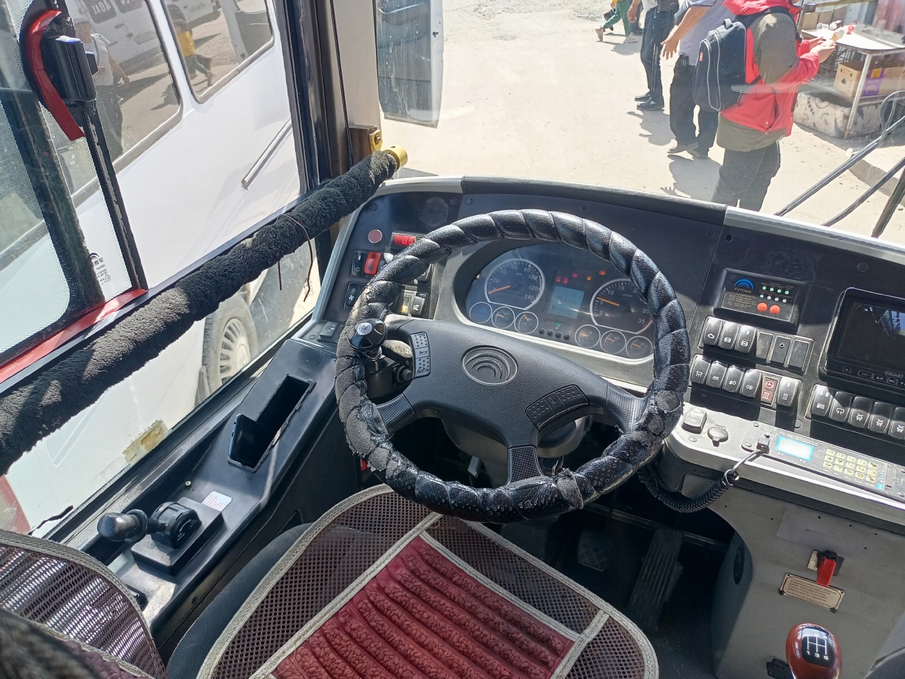 Кыргызстан, Yutong ZK6108HGH № 01 723 AG