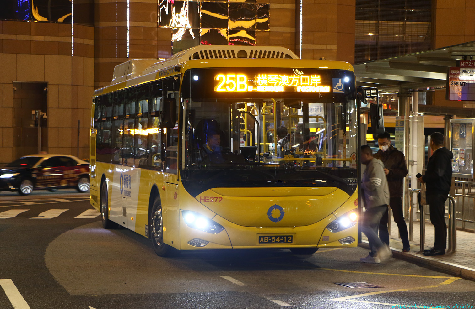 Китай, Higer KLQ6106GHEV1 № HE272