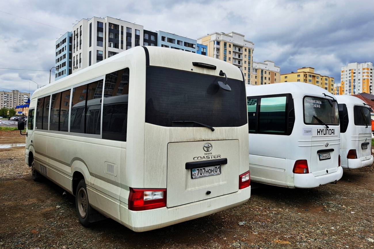 Астана, Toyota Coaster HZB70L № 707 HOH 01